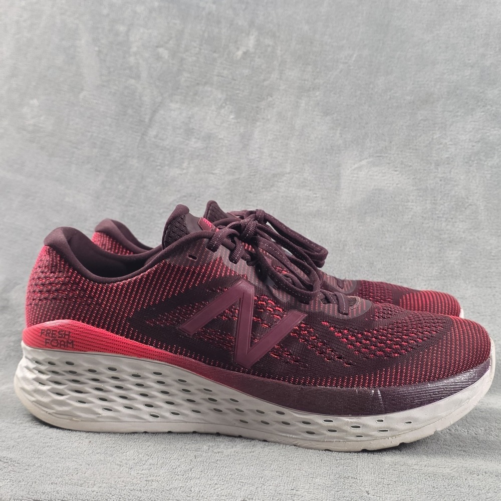 New Balance Fresh Foam More US Size Men's 11.5 D‎ MMORHN  Red/black VGC